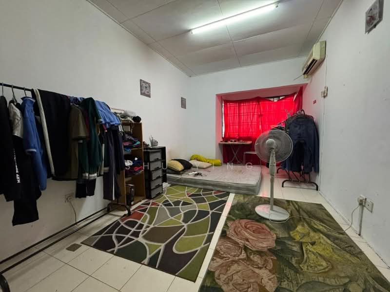 Rumah Teres 2 Tingkat untuk Dijual di Taman Cahaya Masai (Pasir Gudang) - Shu Ying - Bedroom - PropertyGuru.com.my