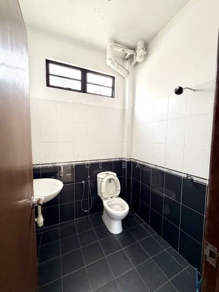 Rumah Banglo untuk Dijual di Kajang (Selangor) - Mohd Aizat Saiful Bahri - Bathroom - PropertyGuru.com.my