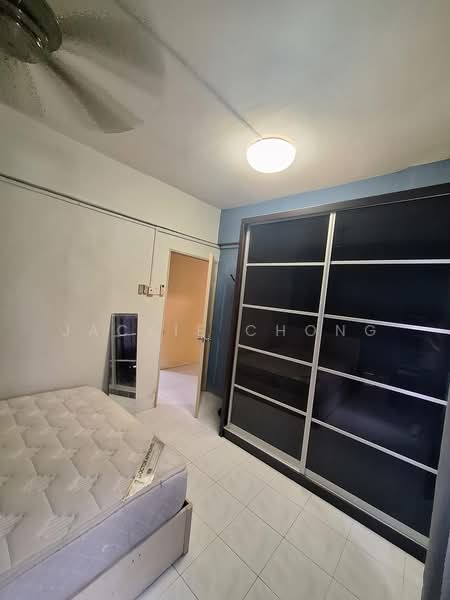 Apartment for Rent at Pangsapuri Seri Indah - Jackie Chong - Bedroom - PropertyGuru.com.my