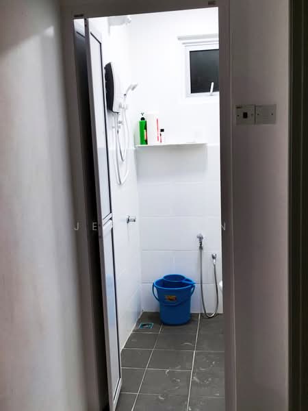 Pangsapuri untuk Disewa di The Rise Collection 1 - Jerry Tan - Bathroom - PropertyGuru.com.my