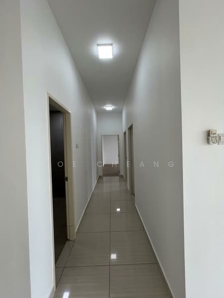 Kondominium untuk Disewa di Damansara Foresta - Joe Cheang - Corridor - PropertyGuru.com.my