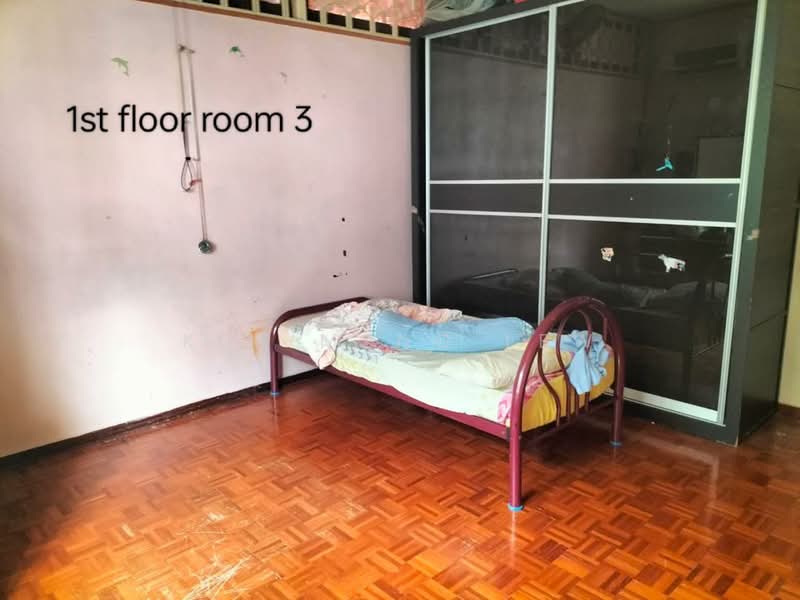 Semi-Detached House for Sale in Jalan Ipoh (Kuala Lumpur) - Kim Meng Lew - Bedroom - PropertyGuru.com.my