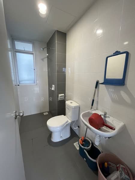 Pangsapuri untuk Disewa di Residensi Rumpun Bahagia (Residensi Melaka Tengah 1) - Derrick Yee - Bathroom - PropertyGuru.com.my