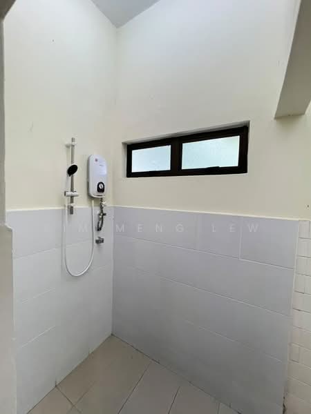 Rumah Teres 2 Tingkat untuk Dijual di Jalan Ipoh (Kuala Lumpur) - Kim Meng Lew - Bathroom - PropertyGuru.com.my