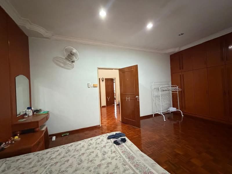 Rumah Teres 2-Tingkat untuk Dijual di Taman Perling (Perling) - Reny Hee - PropertyGuru.com.my
