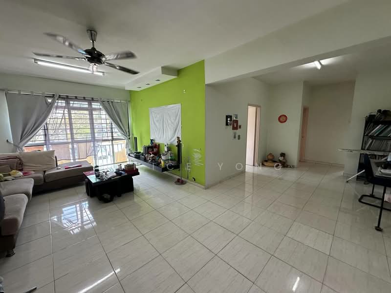 Apartment for Sale at Pulai View - Janice Yong - Living Room - PropertyGuru.com.my