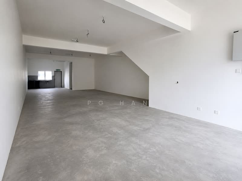 Shop for Rent in Bandar Tasik Puteri (Rawang) - PG Han - Interior - PropertyGuru.com.my