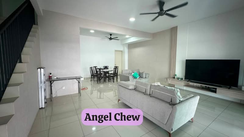 Rumah Teres 2 Tingkat untuk Dijual di Bandar Cassia (Batu Kawan) - Angel Chew - Living Room - PropertyGuru.com.my