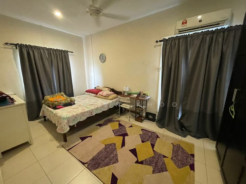 Semi-Detached House for Sale in Bandar Seri Coalfields (Sungai Buloh) - Evelyn Khoo - Bedroom - PropertyGuru.com.my