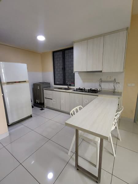 Service Residence for Rent at Residences @ 1 Tebrau - Nick Low - Kitchen - PropertyGuru.com.my