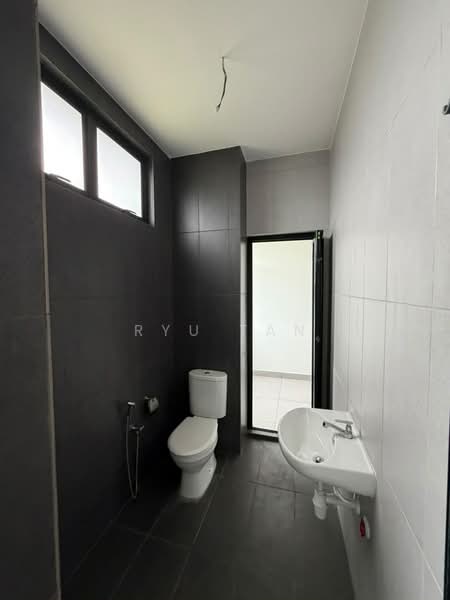 2-storey Terraced House for Sale in Taman Mount Austin (Tebrau) - Ryu Tan - PropertyGuru.com.my