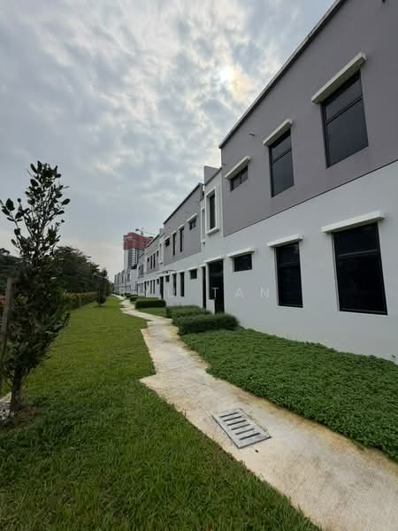 2-storey Terraced House for Sale in Taman Mount Austin (Tebrau) - Ryu Tan - PropertyGuru.com.my