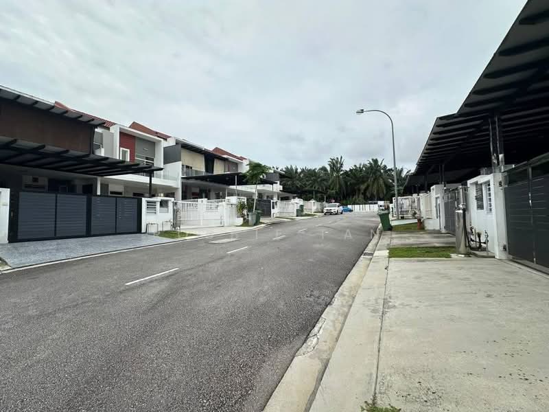 Rumah Teres 2 Tingkat untuk Disewa di Setia Eco Village (Gelang Patah) - Robbie Tan - PropertyGuru.com.my