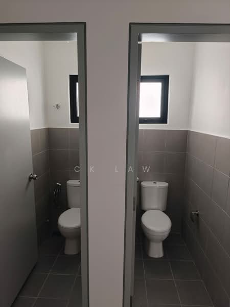 Shop / Office for Sale in Serene Heights (Semenyih) - CK Law - Bathroom - PropertyGuru.com.my