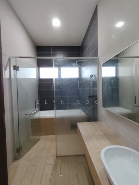 Rumah Berkembar untuk Dijual di Eco Sanctuary (Telok Panglima Garang) - Elyn Soo - Bathroom - PropertyGuru.com.my