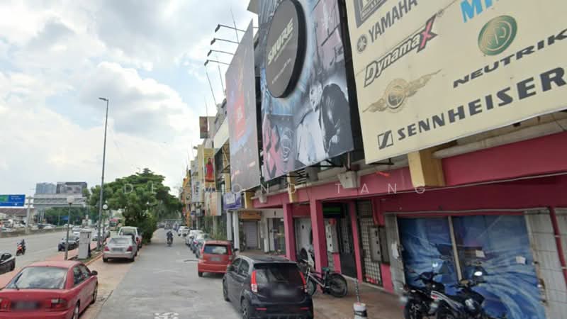 Shop / Office for Sale in Batu Caves (Selangor) - Desmond Tang - Exterior - PropertyGuru.com.my