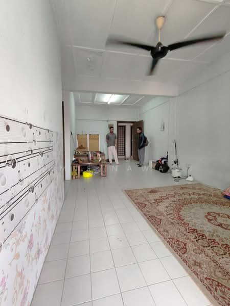 Pangsapuri untuk Dijual di Cheras Perdana Apartment Block D, E - Mimie Nawawi - Living Room - PropertyGuru.com.my