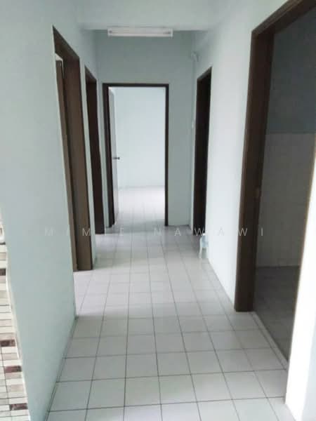 Pangsapuri untuk Dijual di Cheras Perdana Apartment Block D, E - Mimie Nawawi - Corridor - PropertyGuru.com.my