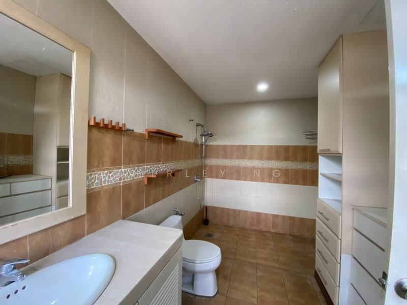 Rumah Teres 2 Tingkat untuk Disewa di Ara Damansara (Selangor) - Shirley Ng - Bathroom - PropertyGuru.com.my