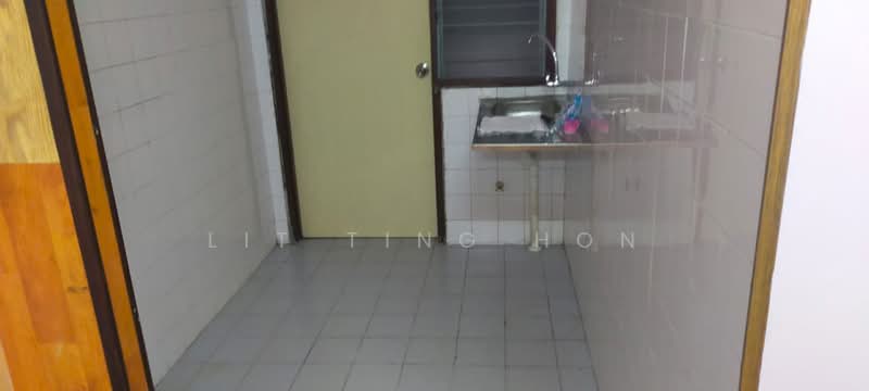 Rumah Flat untuk Dijual di Desa Satu - Lit Ting Hon - Kitchen - PropertyGuru.com.my