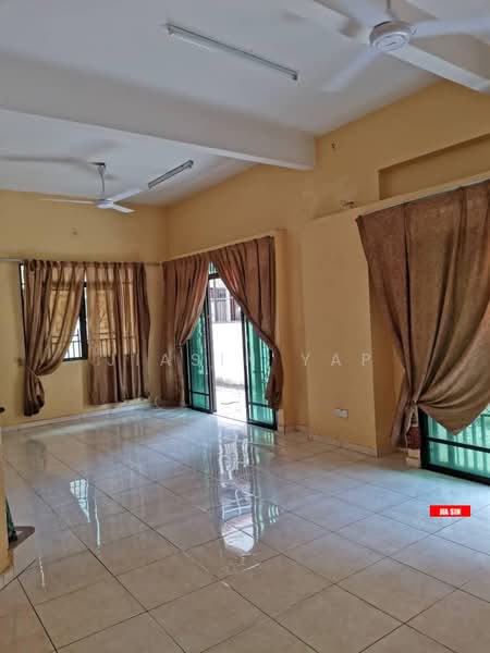 Semi-Detached House for Rent in Bukit Jambul (Penang) - Jiasin Yap - Living Room - PropertyGuru.com.my