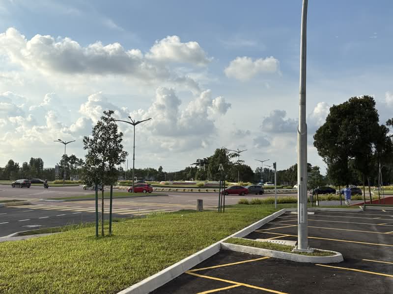 Kedai / Pejabat untuk Disewa di Seksyen U16 (Shah Alam) - Samantha Pan - Exterior - PropertyGuru.com.my