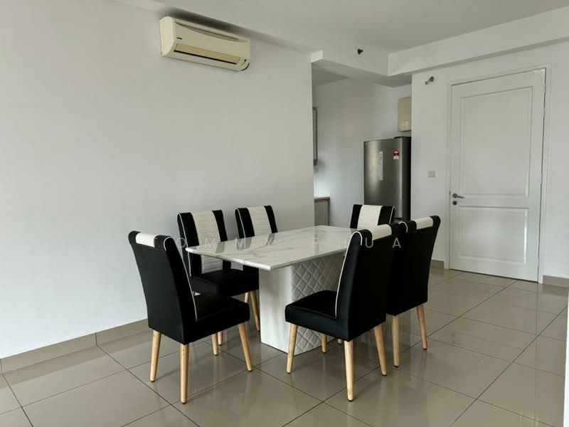 Apartment for Rent at Austin Suites (Permata Austin) - Tommy Phua - Dining Room - PropertyGuru.com.my