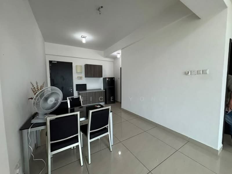 Servis Apartment untuk Disewa di D'Inspire Residence (Inspira Bestari) - Janice Yong - Dining Room - PropertyGuru.com.my