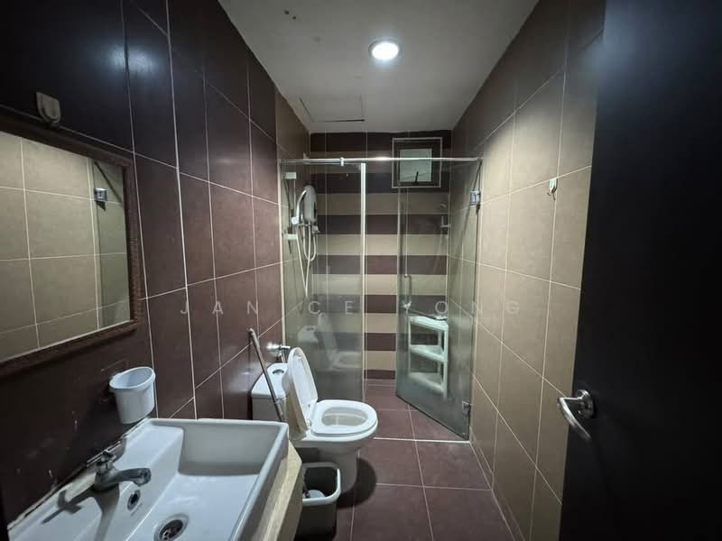 Servis Apartment untuk Disewa di D'Inspire Residence (Inspira Bestari) - Janice Yong - Bathroom - PropertyGuru.com.my