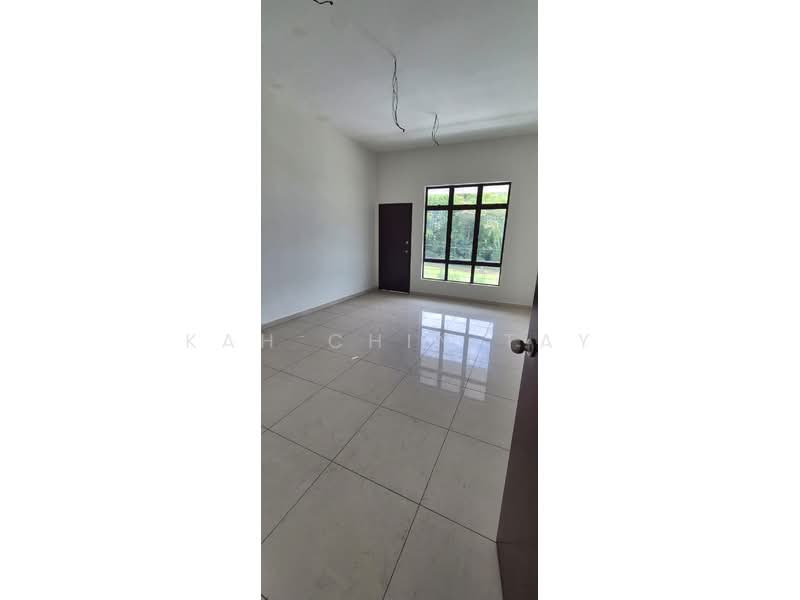Rumah Berkembar untuk Dijual di Taman Seri Gelam (Tanjong Kling) - Kah Chin Tay - Interior - PropertyGuru.com.my