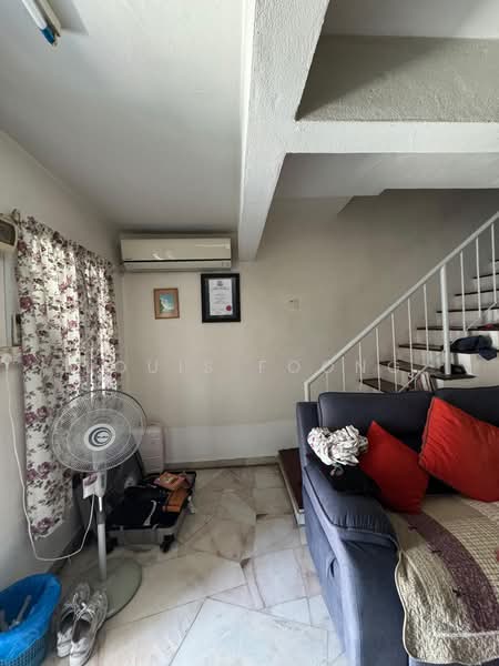Rumah Teres 2.5 Tingkat untuk Dijual di Taman Sri Sinar (Segambut) - Louis Foong - Living Room - PropertyGuru.com.my