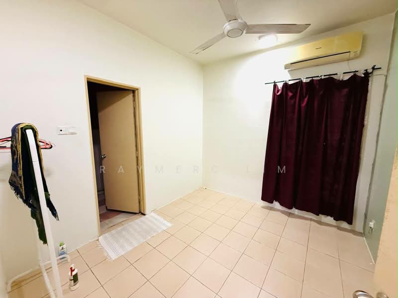 Rumah Bandar untuk Dijual di Desa Mutiara (Rawang) - Raymerc Lim - Bedroom - PropertyGuru.com.my
