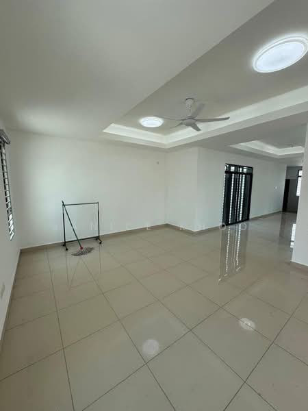 Rumah Banglo untuk Dijual di Kelapa Sawit (Kulai) - Janice Khoo - Living Room - PropertyGuru.com.my