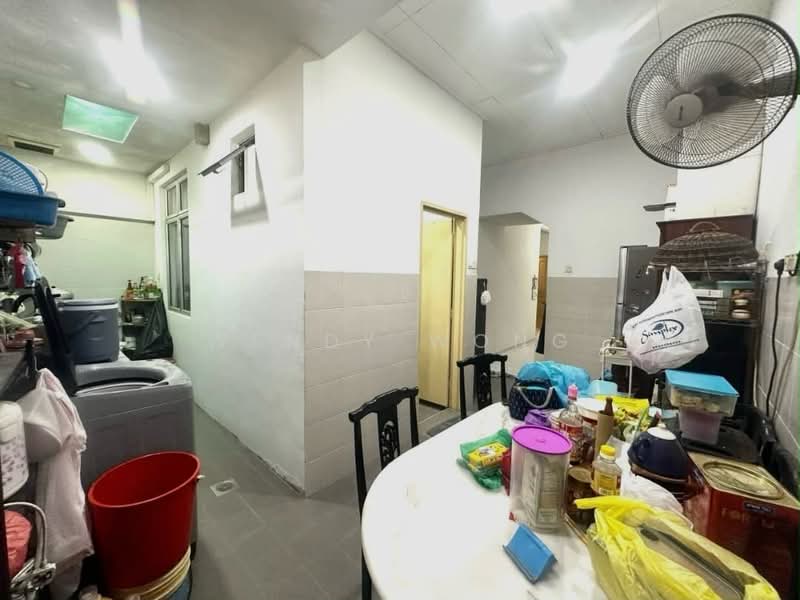 1.5-storey Terraced House for Sale in Taman Sierra Perdana (Masai) - Wendy Wong - Kitchen - PropertyGuru.com.my