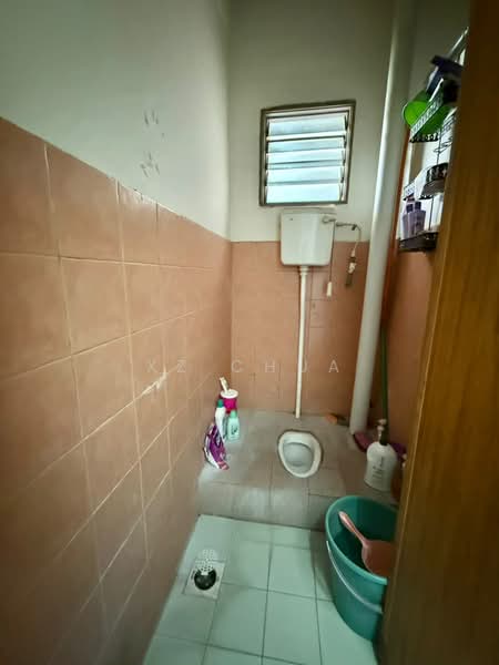 Pangsapuri untuk Dijual di Pangsapuri Seri Baiduri - XZ CHUA - Bathroom - PropertyGuru.com.my
