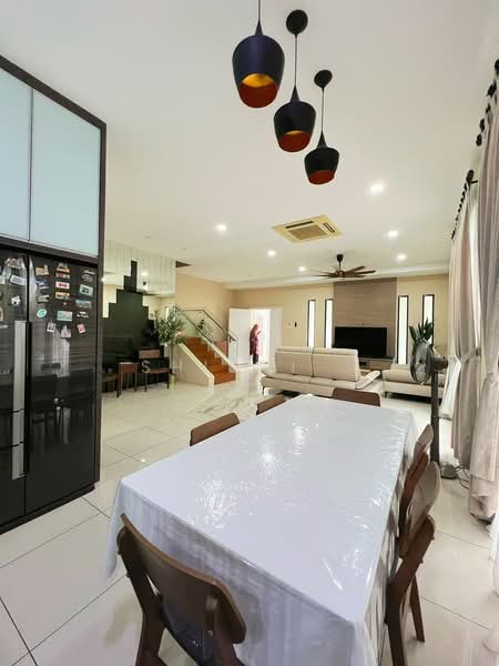Cluster House for Sale in Senibong (Permas Jaya) - Shishi . - PropertyGuru.com.my