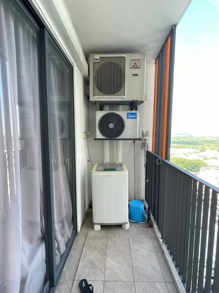 Servis Apartment untuk Disewa di Emporis - Christy Woo - Balcony - PropertyGuru.com.my