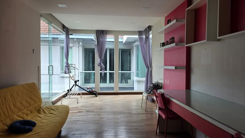 Semi-Detached House for Rent in Bandar Botanic (Klang) - Stella Tan - Living Room - PropertyGuru.com.my