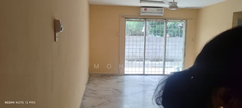 Rumah Bandar untuk Dijual di Jalan Ipoh (Kuala Lumpur) - Moh . - Living Room - PropertyGuru.com.my