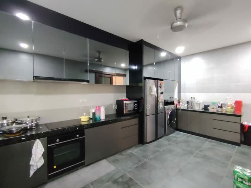 2-storey Terraced House for Sale in Eco Sanctuary (Telok Panglima Garang) - Elyn Soo - Kitchen - PropertyGuru.com.my