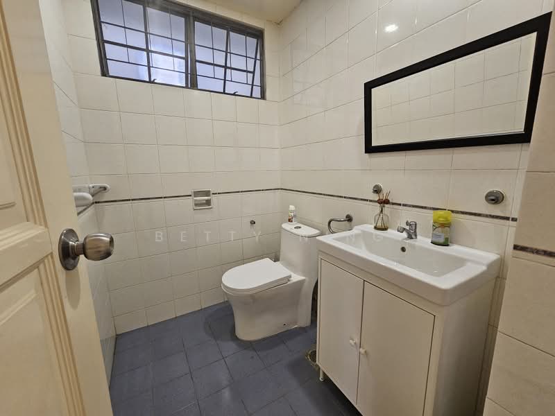 Condominium for Rent at Tiara Damansara - Betty Ning - Bathroom - PropertyGuru.com.my