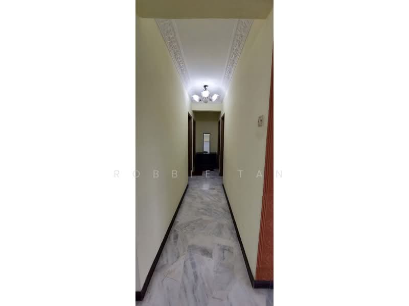 Pangsapuri untuk Disewa di Apartment Bukit Saujana - Robbie Tan - Corridor - PropertyGuru.com.my