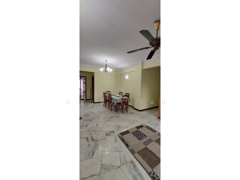 Pangsapuri untuk Disewa di Apartment Bukit Saujana - Robbie Tan - Dining Room - PropertyGuru.com.my