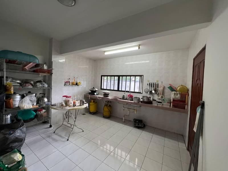 Rumah Banglo untuk Dijual di Masai (Johor) - Janice Khoo - Kitchen - PropertyGuru.com.my