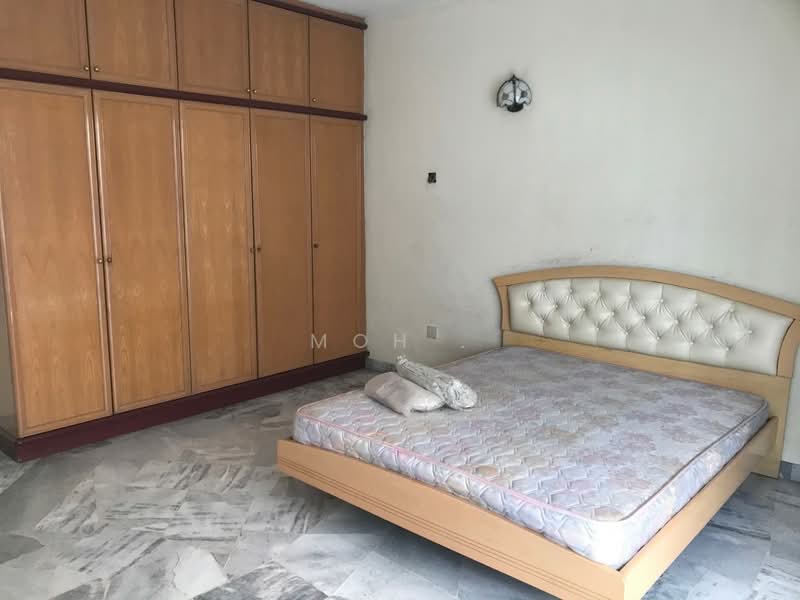 Townhouse for Sale in Jalan Ipoh (Kuala Lumpur) - Moh . - Bedroom - PropertyGuru.com.my