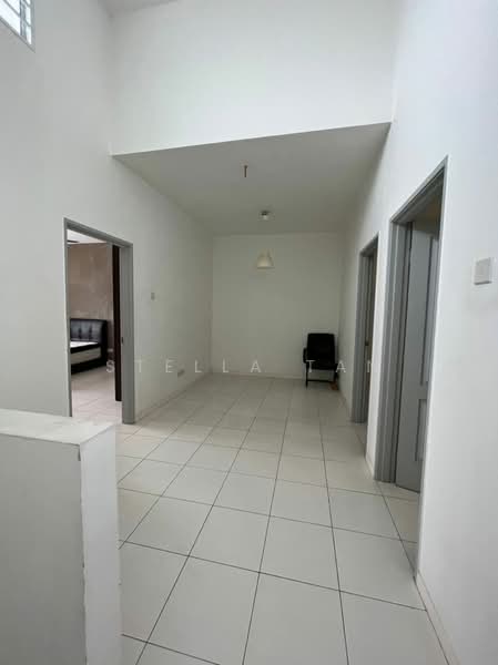 Rumah Teres 2 Tingkat untuk Disewa di Bandar Botanic (Klang) - Stella Tan - Corridor - PropertyGuru.com.my