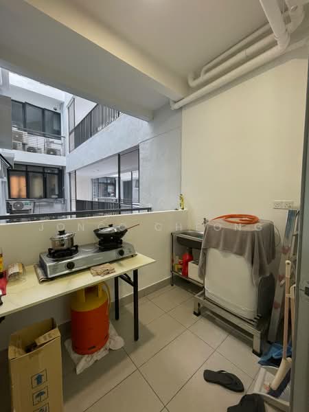 Kondominium untuk Disewa di Aster Residence - Jonco Cheong - Balcony - PropertyGuru.com.my