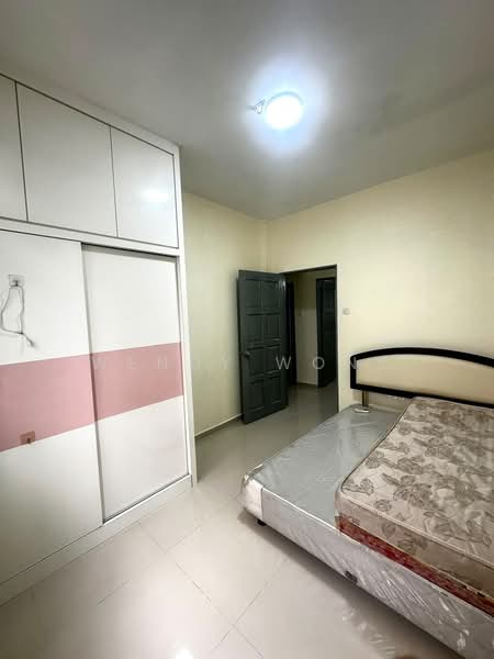 Flat for Sale at Taman Megah Ria - Wendy Wong - Bedroom - PropertyGuru.com.my