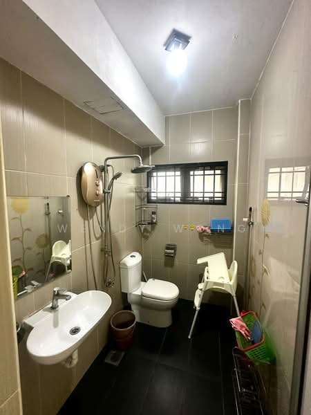 Flat for Sale at Taman Megah Ria - Wendy Wong - Bathroom - PropertyGuru.com.my