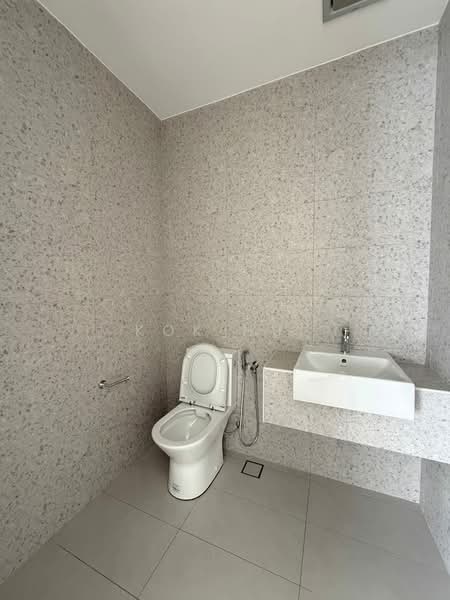 Rumah Kluster untuk Dijual di Eco Spring (Johor Bahru) - Kok Hui - Bathroom - PropertyGuru.com.my
